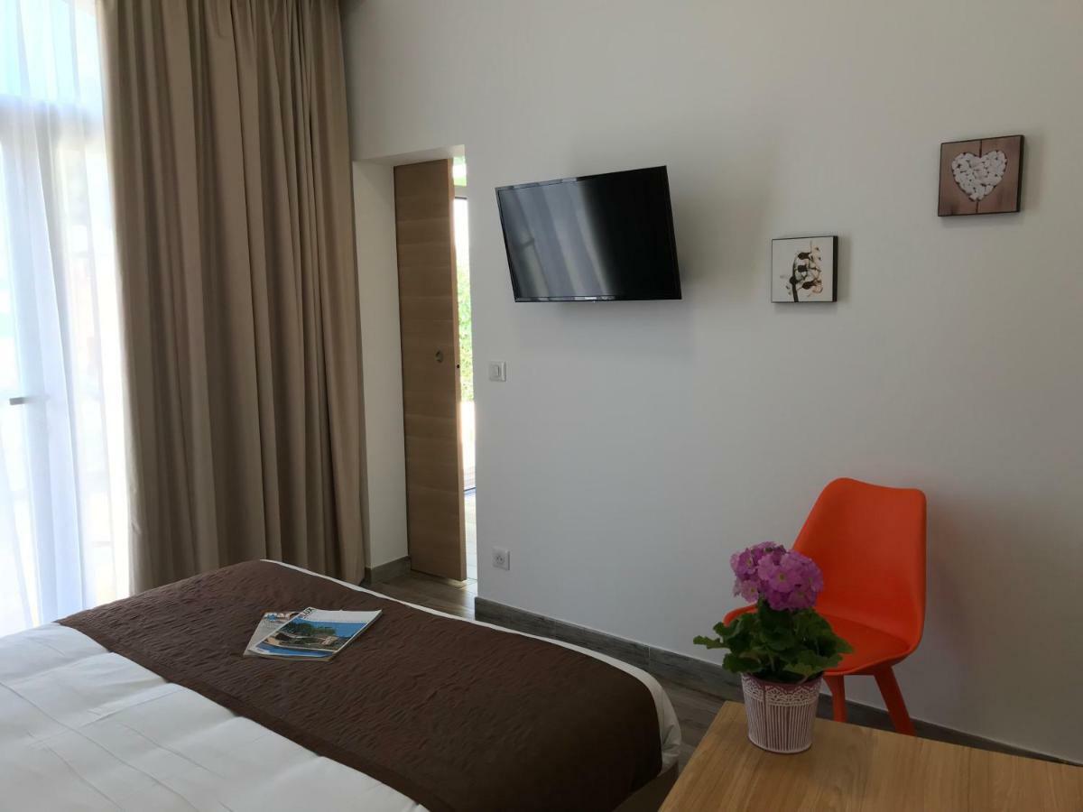 A Funtana Secca Apartment Patrimonio Ngoại thất bức ảnh
